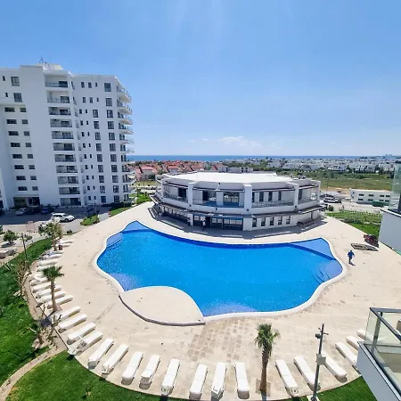 Holiday With Aqua Park In Isabella, Caesar Blue Resort, Lunch Till 4pm, Spa, Gym And Kids Club Apartament