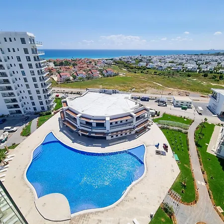 Apartment With Aqua Park In Isabella, Caesar Blue Resort, Lunch 4pm, Spa, Gym And Kids Club *