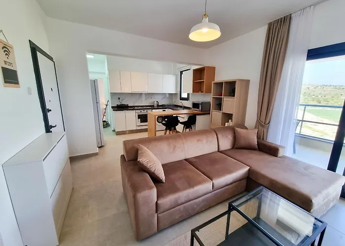 With Aqua Park In Isabella, Caesar Blue Resort, Lunch 4pm, Spa, Gym And Kids Club Apartmán *